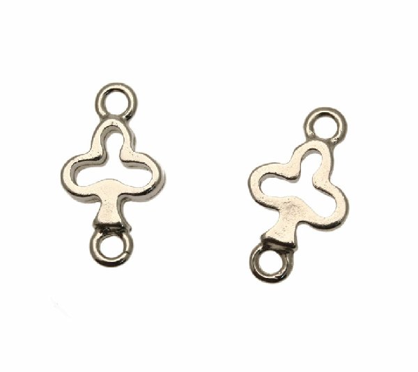 Distanziatore a forma di simbolo fiori delle carte da gioco, con due anelli, 23x13 mm.