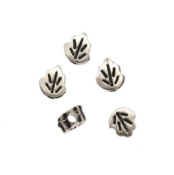Distanziatore a forma di foglia piatta mignon, 6x6 mm.