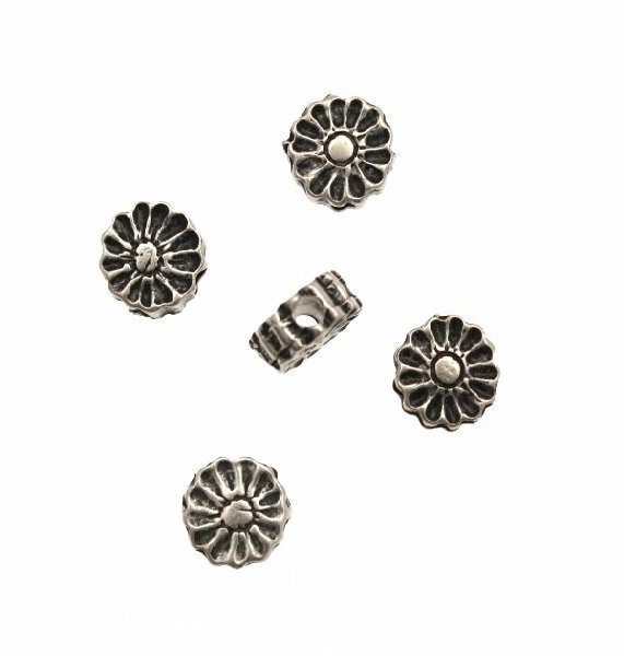 Distanziatore a forma di margherita piatta, 7,4x7,4 mm.