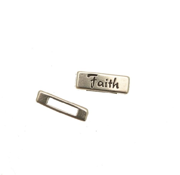 Distanziatore rettangolare piatto liscio con scritta "Faith", 18x6 mm.