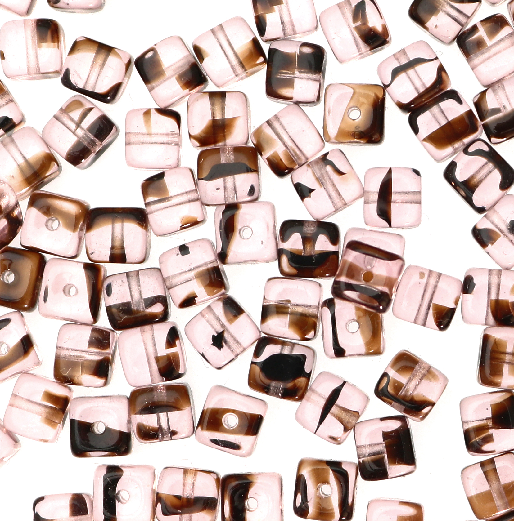 Cubo, 5x5 mm., Vinaccia striato in marrone