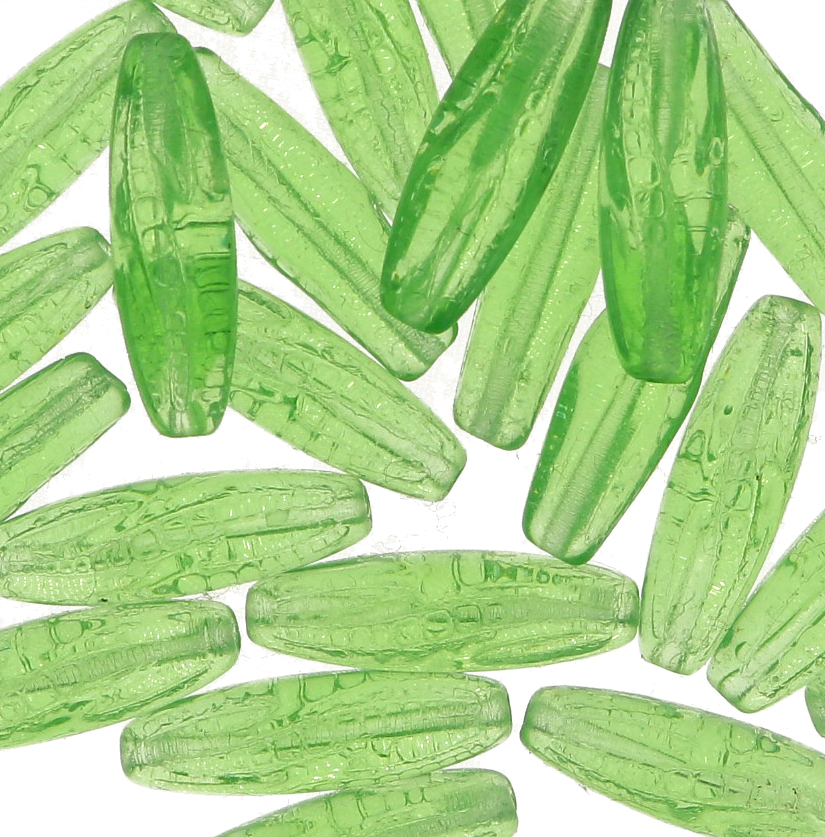 Oliva lunga scoppiata, 19x5 mm., Verde peridot trasparente