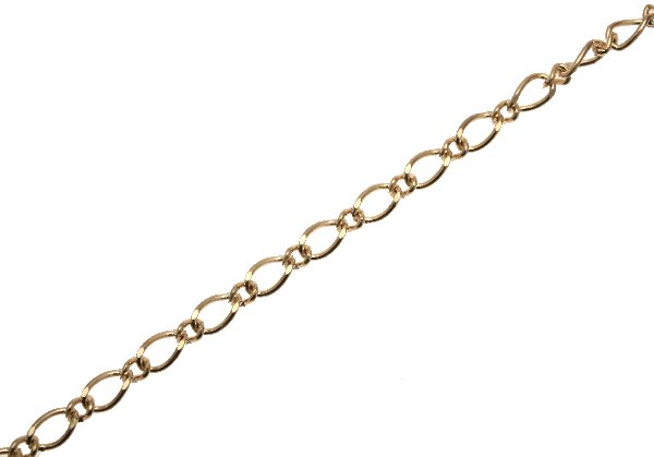 Catena in ottone alternata da un anello grande 7x9 mm. a un anello piccolo 5x4 mm.
