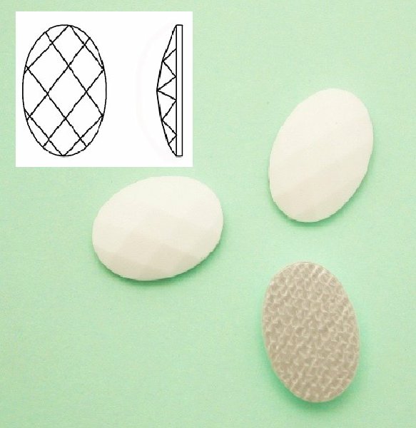 Cabochon ovale sfaccettato, termoadesivo, in resina, colore BIANCO GESSO