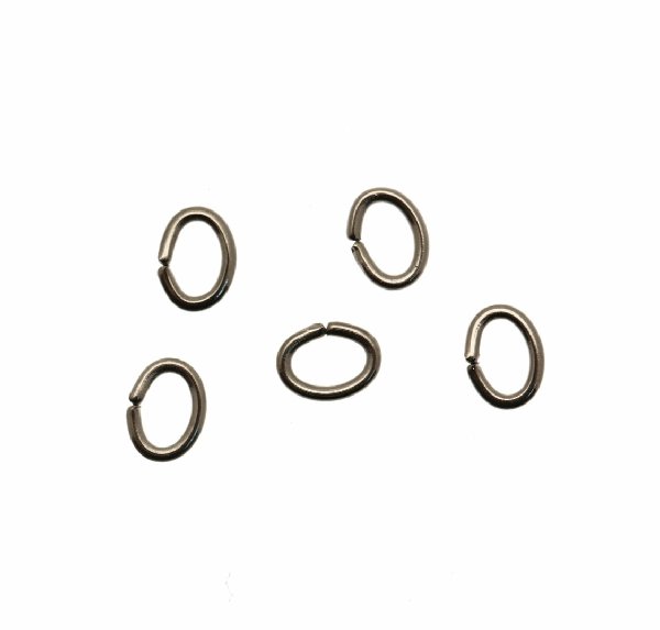 Anellino ovale apribile, 4x3 mm., in Acciaio