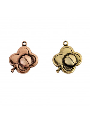Ciondolo a forma di quadrifoglio con coccinella, 16x19 mm.