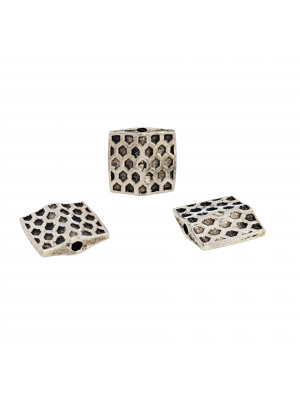 Dist. Rettangolare lavorato 12x12 mm