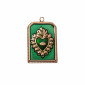 Ciondolo, in Acciaio, a forma Rettangolare smaltato Verde con Cuore in rilievo 18x25 mm.