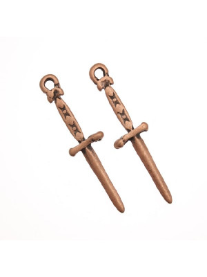 Ciondolo a forma di spada lunga 36x10 mm.