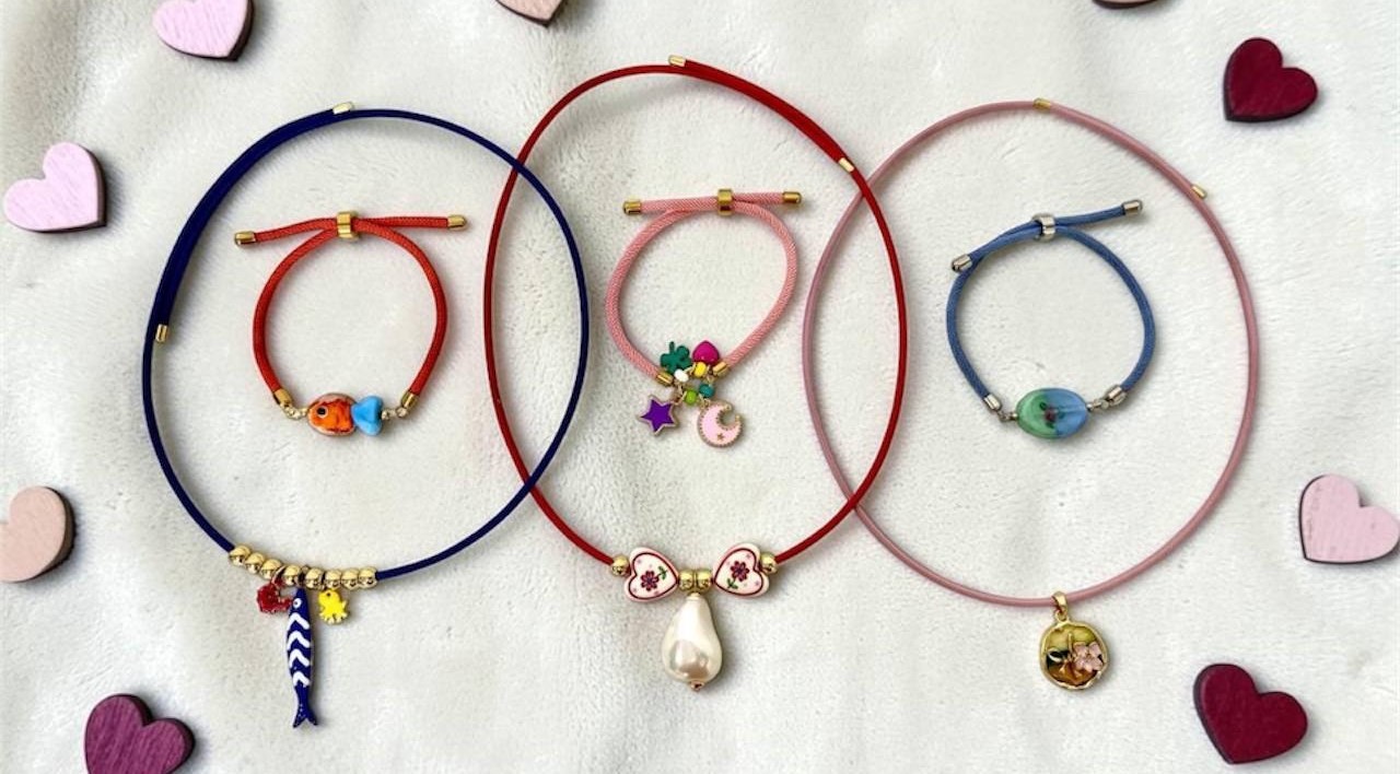 Collane magnetiche e bracciali regolabili semifiniti